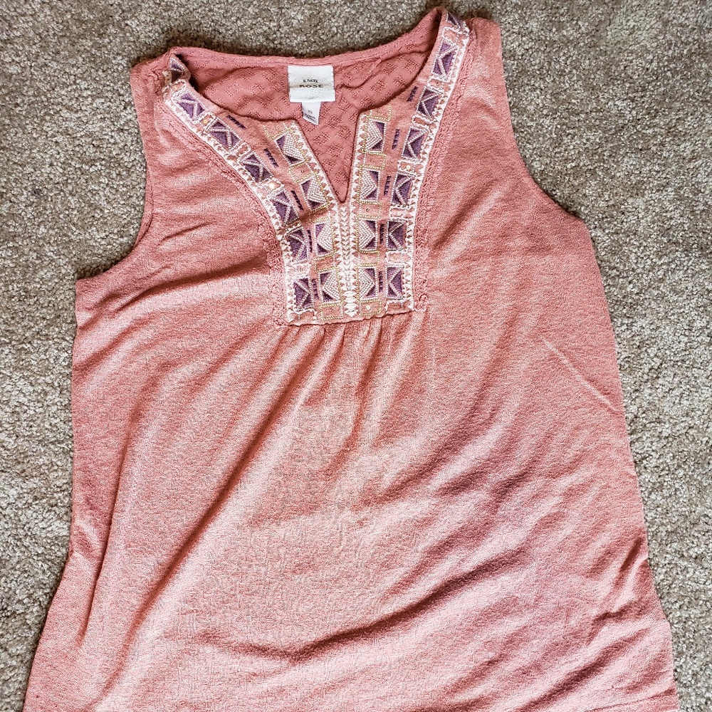 Knox Rose pink top